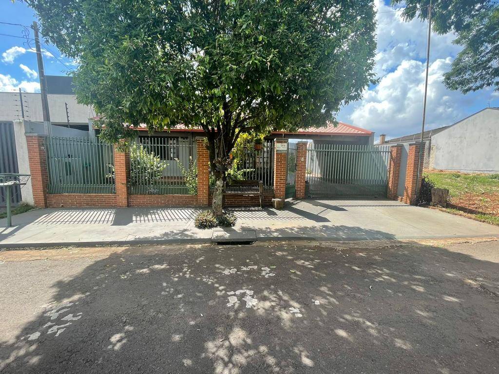#331 - Casa para Venda em Arapongas - PR