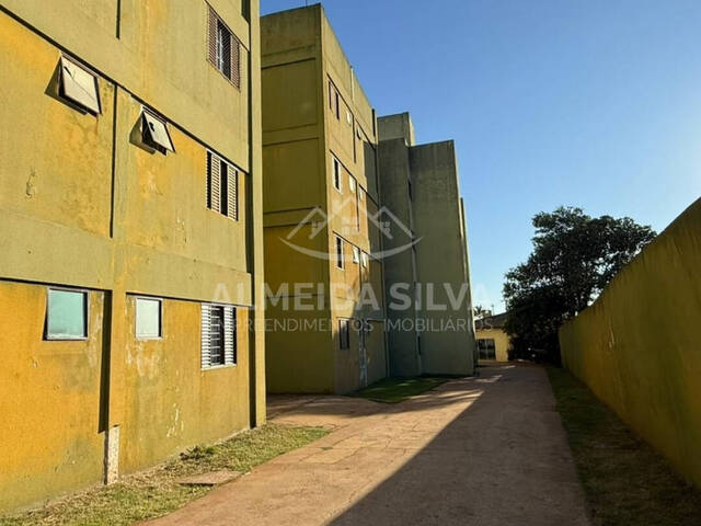 #A-360 - Apartamento para Locação em Arapongas - PR - 2