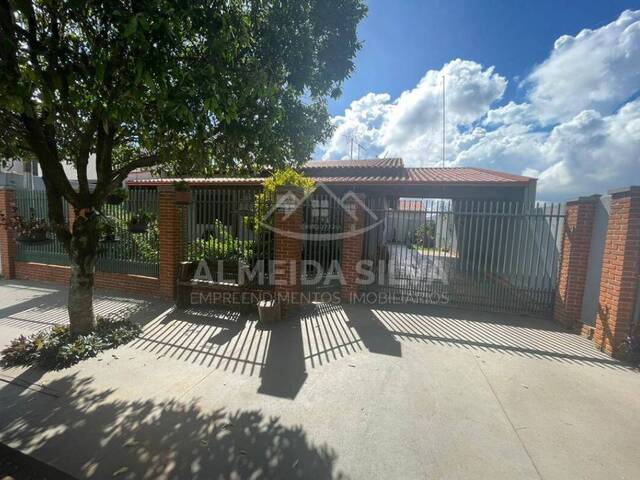 #331 - Casa para Venda em Arapongas - PR - 2