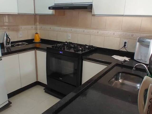 Sobrado para Venda em Arapongas - 4