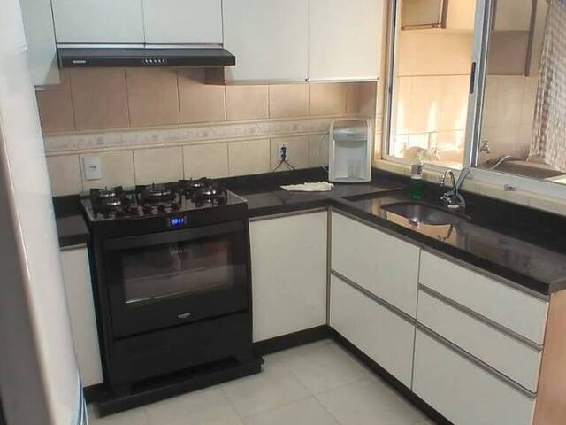 Sobrado para Venda em Arapongas - 5