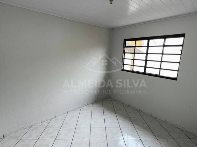 #464 - Casa para Venda em Arapongas - PR - 3