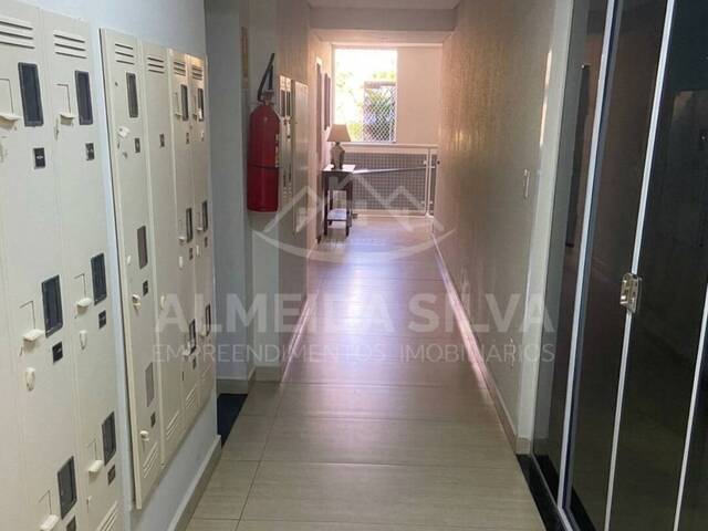 #349 - Apartamento para Venda em Arapongas - PR - 2