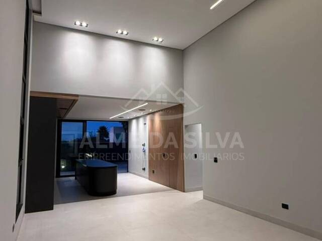 #466 - Casa para Venda em Arapongas - PR - 3