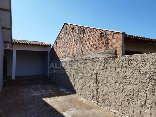 Casa para Locação em Arapongas - 2