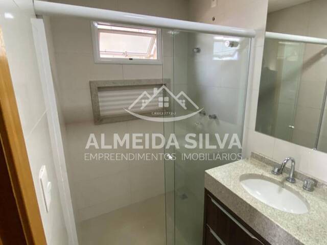 #468 - Apartamento para Venda em Arapongas - PR - 2