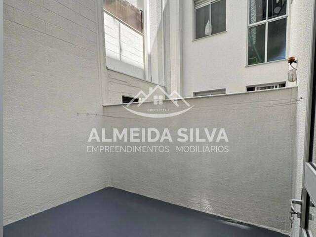 #473 - Apartamento para Venda em Arapongas - PR - 2